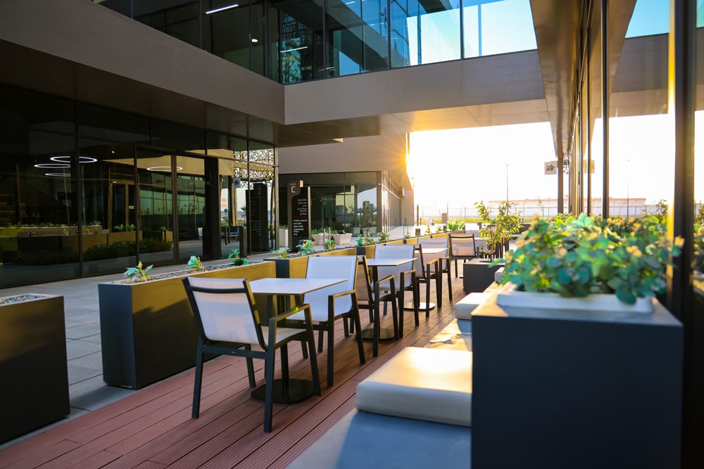 الفايي-مطعم ومأكولات ومشروبات